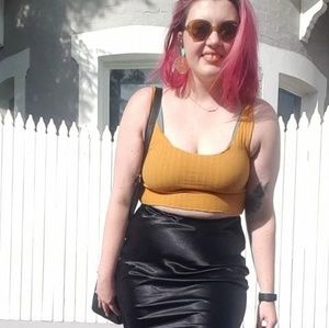 Meet your Posher, Emma